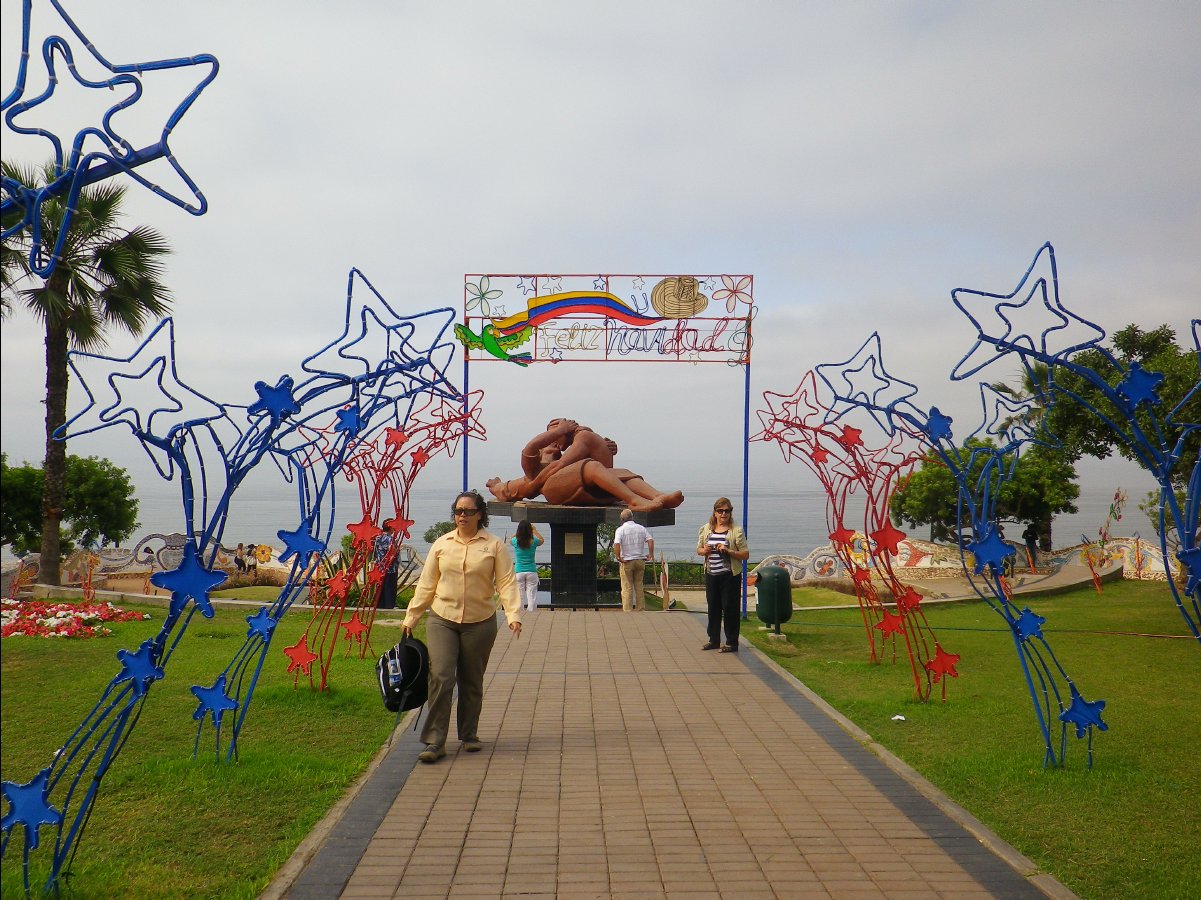 Kissing Park11